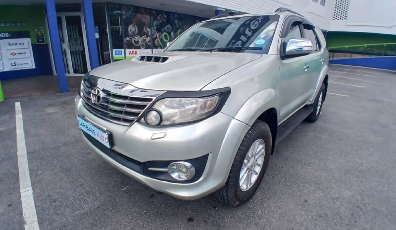 2013 Toyota Fortuner 2.5 D-4D Raised Body Auto