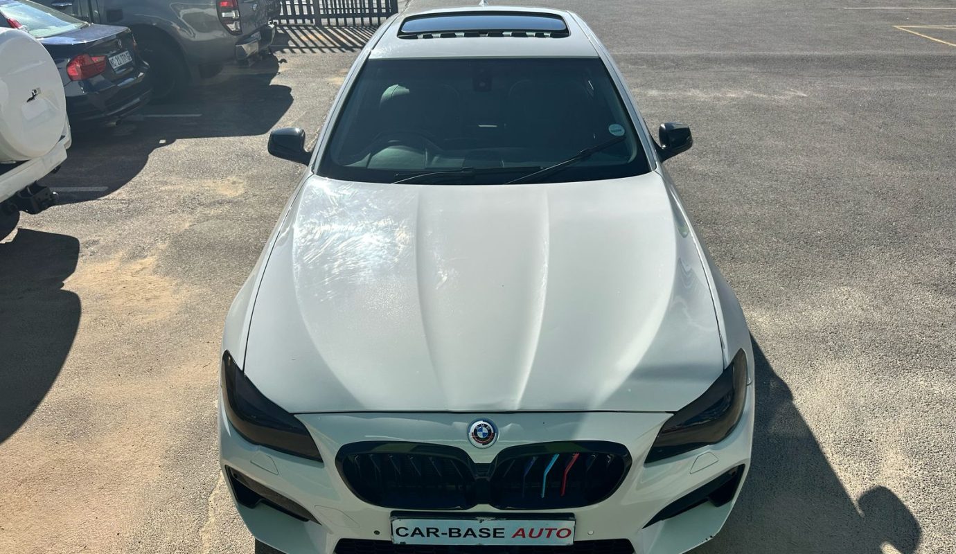 2011 BMW F30 523i M-Sport
