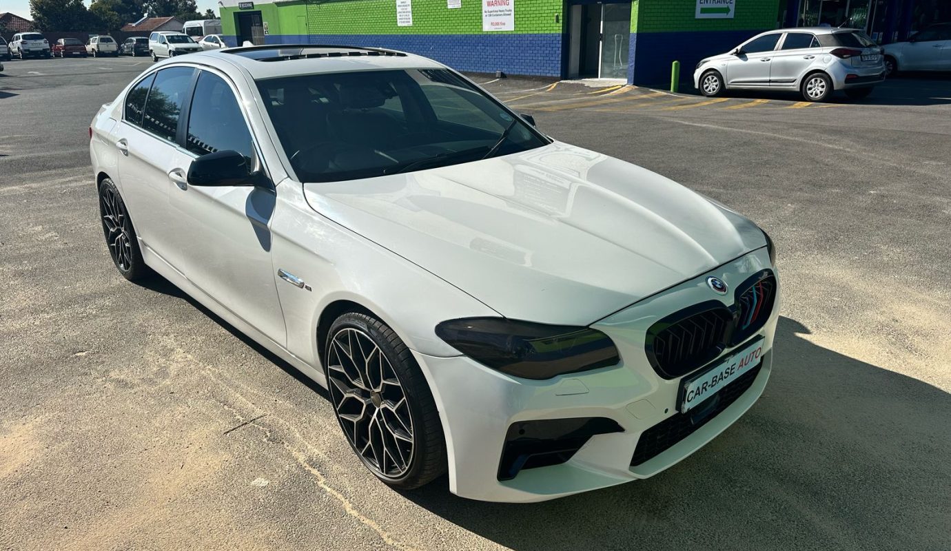 2011 BMW F30 523i M-Sport