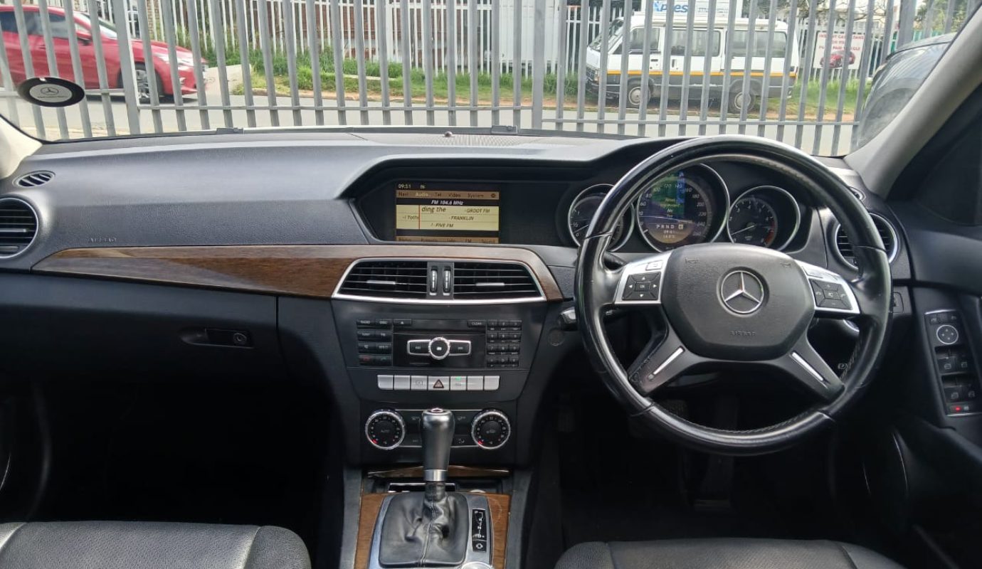 2012 Mercedes Benz C180