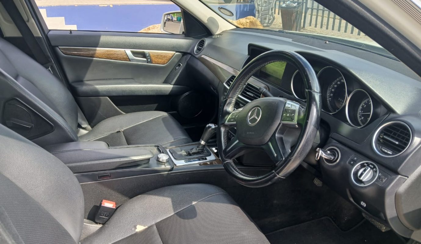 2012 Mercedes Benz C180