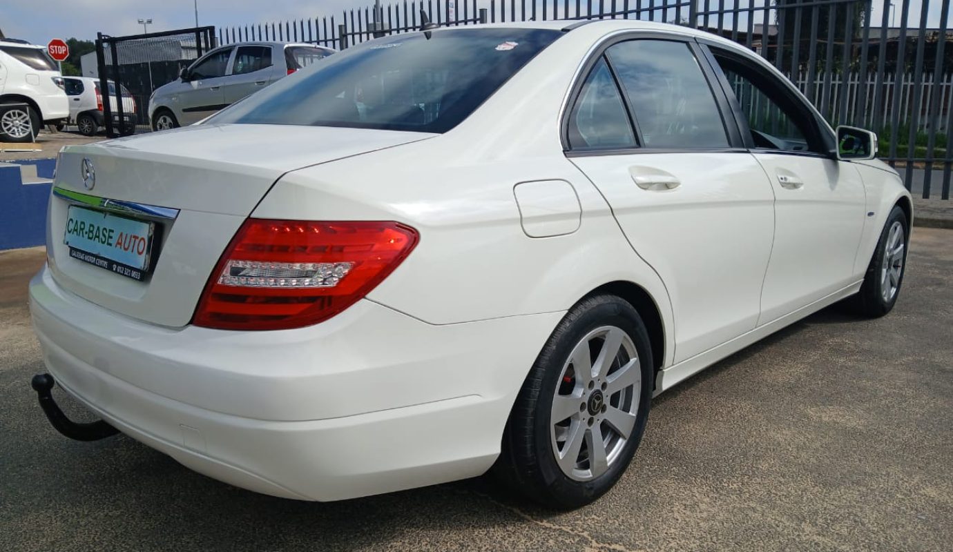 2012 Mercedes Benz C180