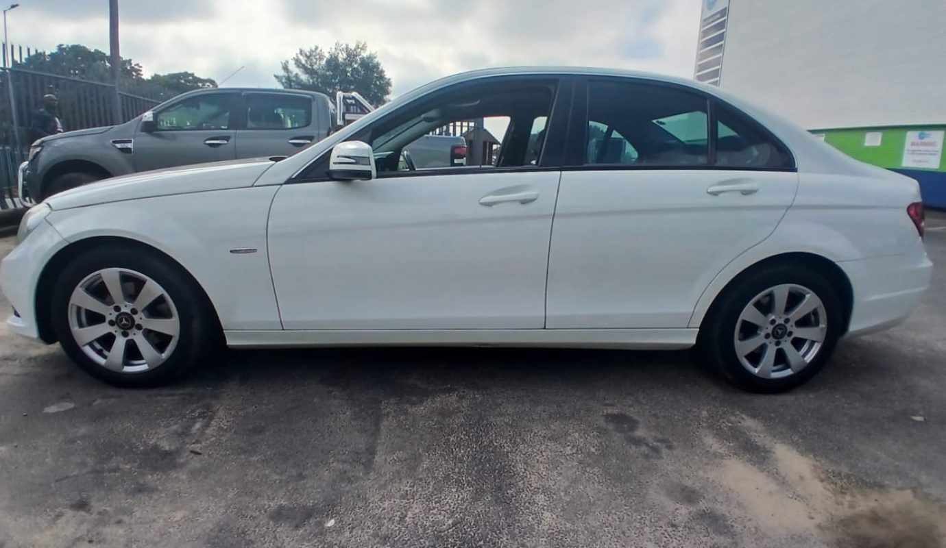 2012 Mercedes Benz C180