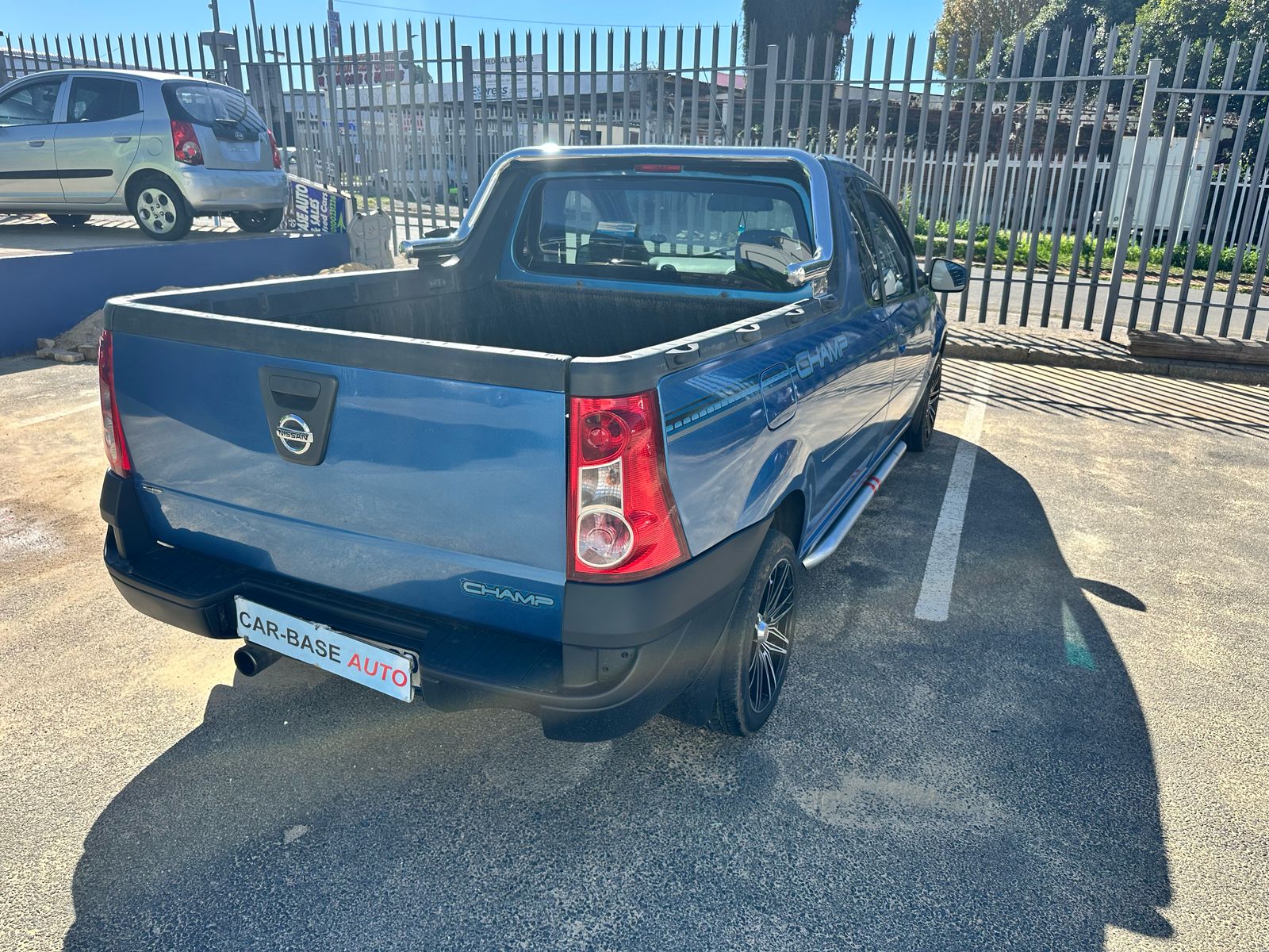 
								2015 Nissan NP200 1.6 full									