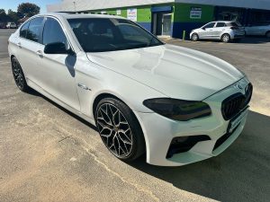 2011 BMW F30 523i M-Sport