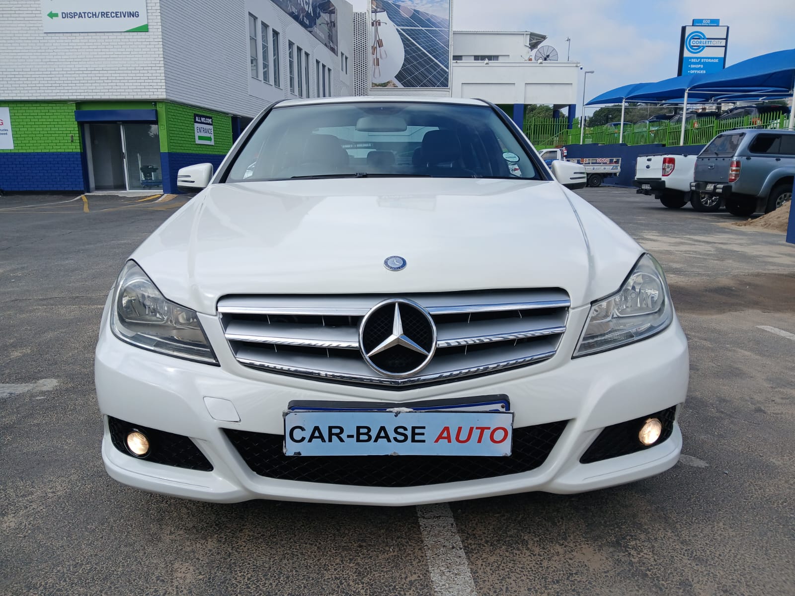 
								2012 Mercedes Benz C180 full									