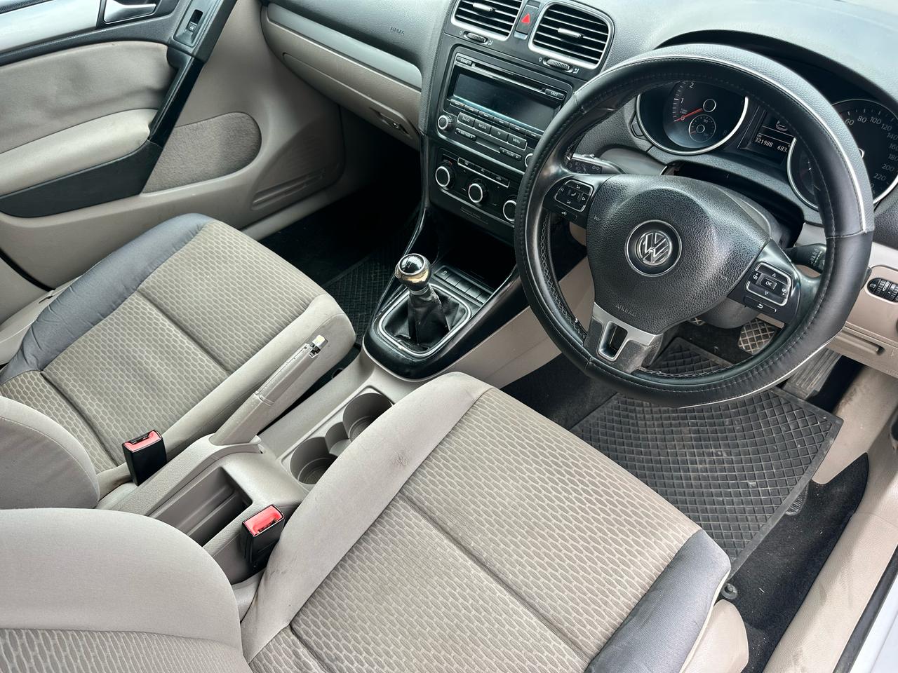 
								2012 Golf 6 1.6 full									