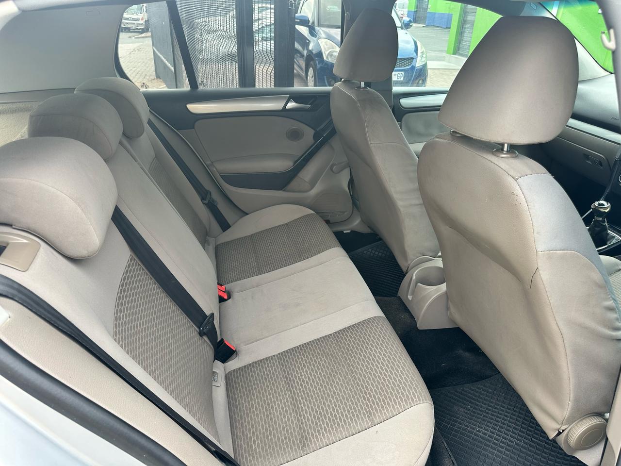 
								2012 Golf 6 1.6 full									