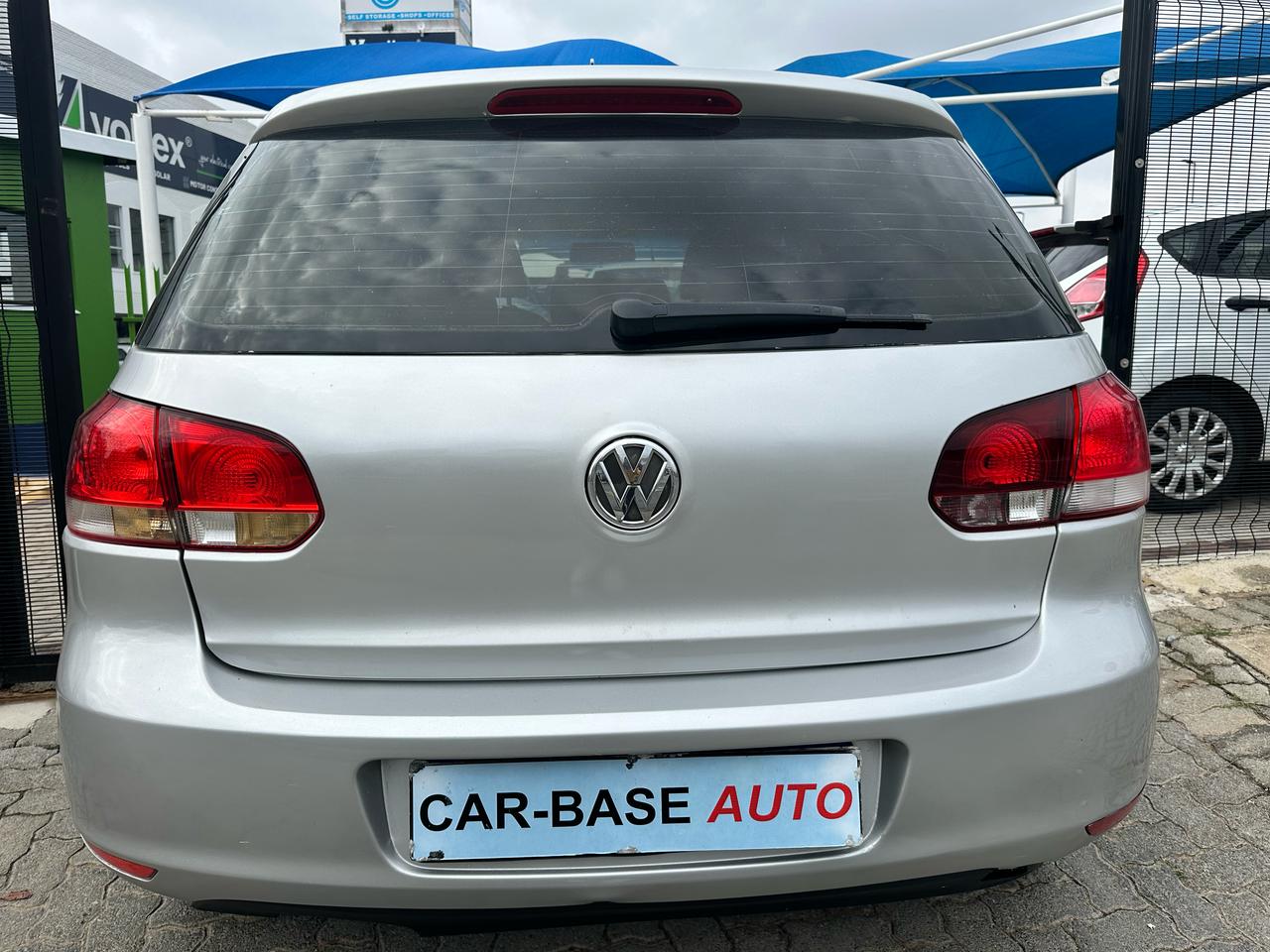 
								2012 Golf 6 1.6 full									