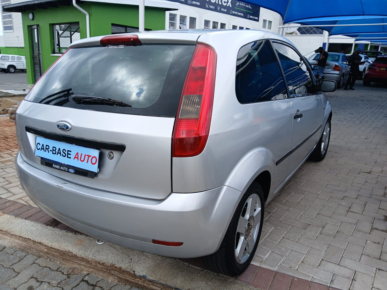 
								2005 Ford Fiesta 1.4 Manual – Petrol full									