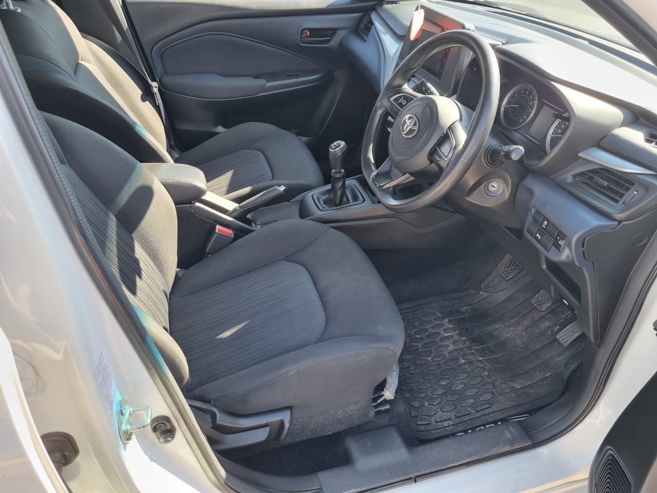 
								2022 Toyota Starlet 1.4 XS for Sale – Manual full									