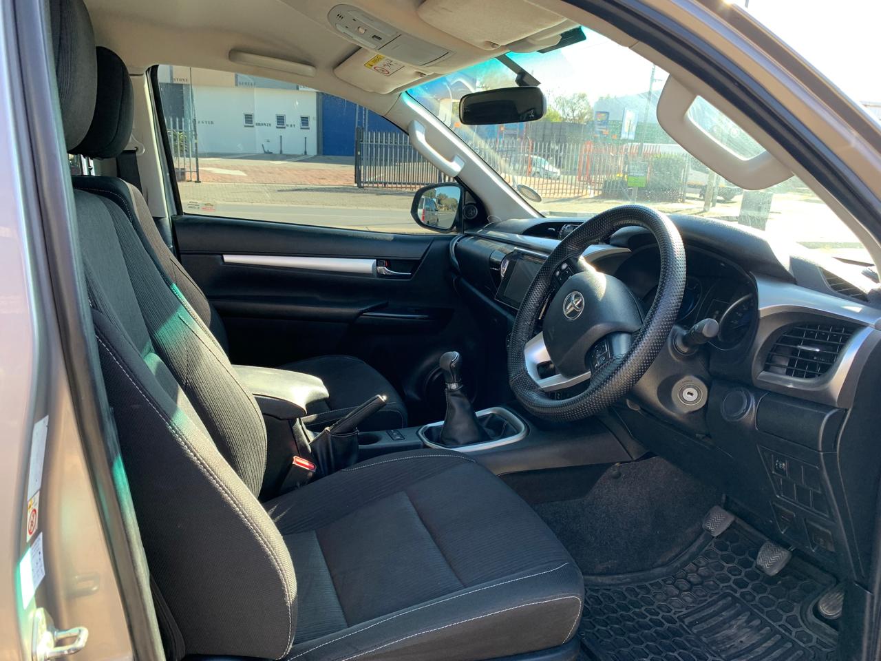 
								2016 Toyota Hilux 2.8 GD-6 4×4 Extra Cab for Sale – Manual | Diesel full									