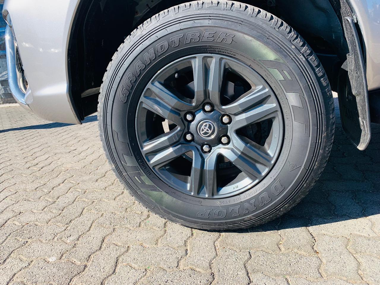 
								2016 Toyota Hilux 2.8 GD-6 4×4 Extra Cab for Sale – Manual | Diesel full									