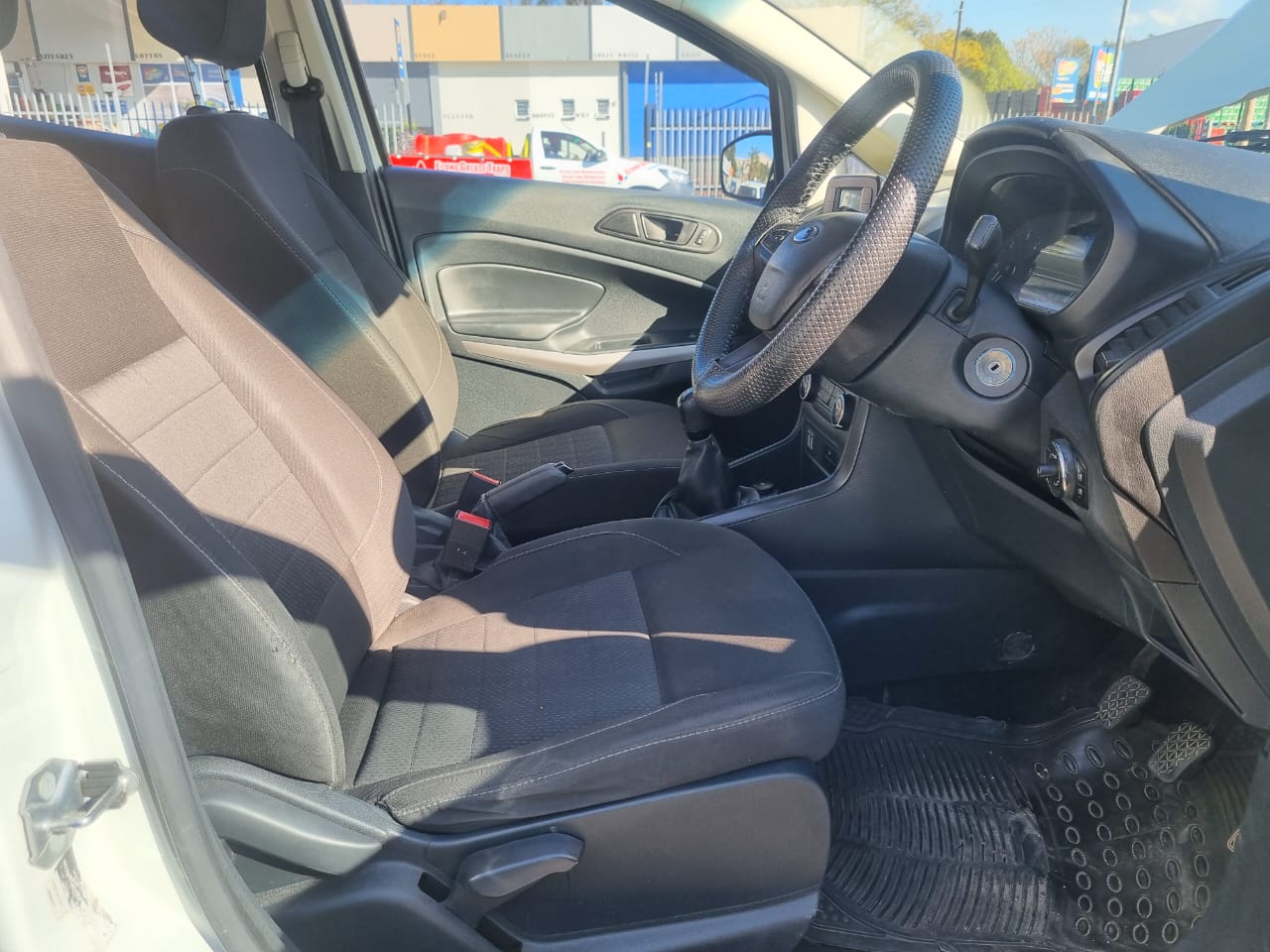 
								2019 Ford EcoSport 1.5 TDCi Manual for Sale – Diesel full									